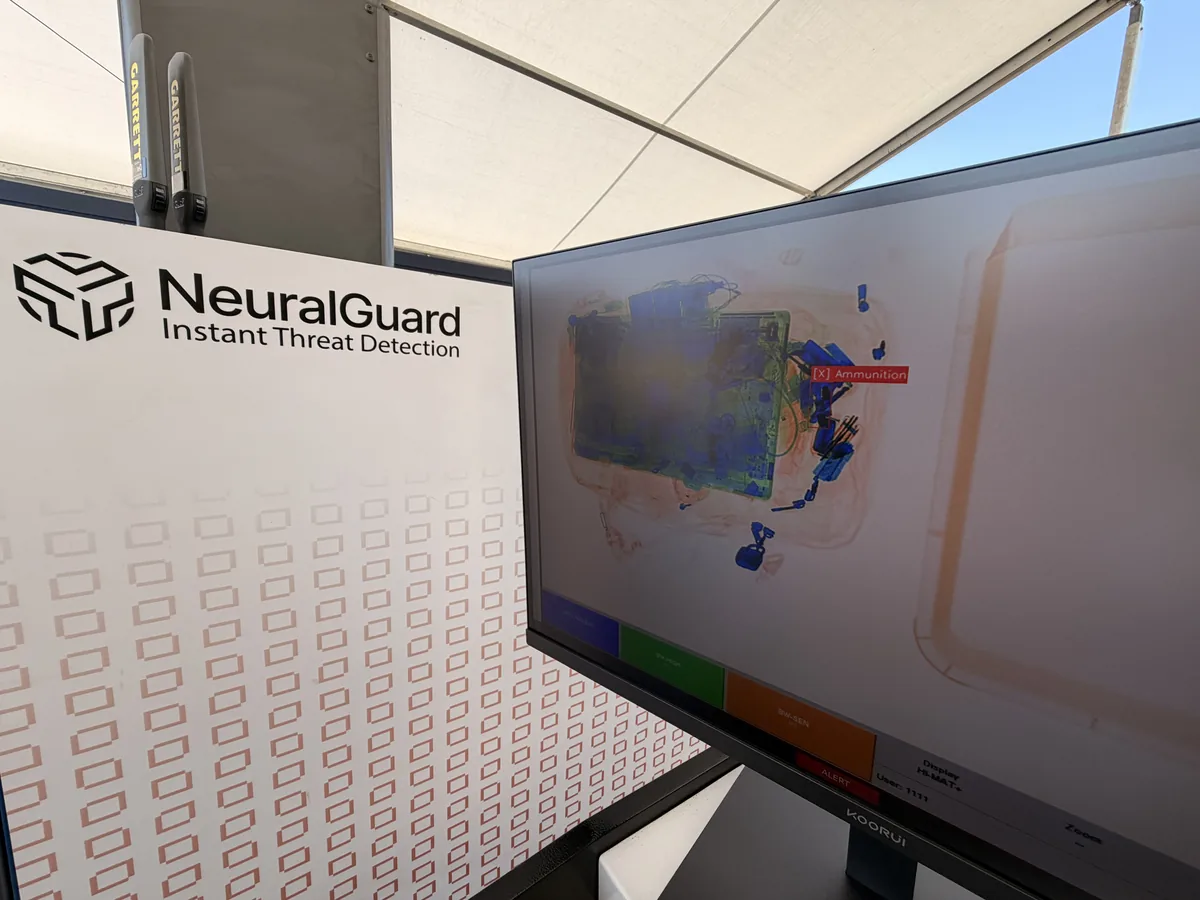 NeuralGuard running live on a RedteQ X-ray machine, with ammunition automatically detected and labelled on the operator screen